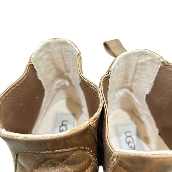 UGG caramel tan Hollyn Quilted Slip-On leather sneaker Chelsea Boots size 7.5 - Picture 9 of 10